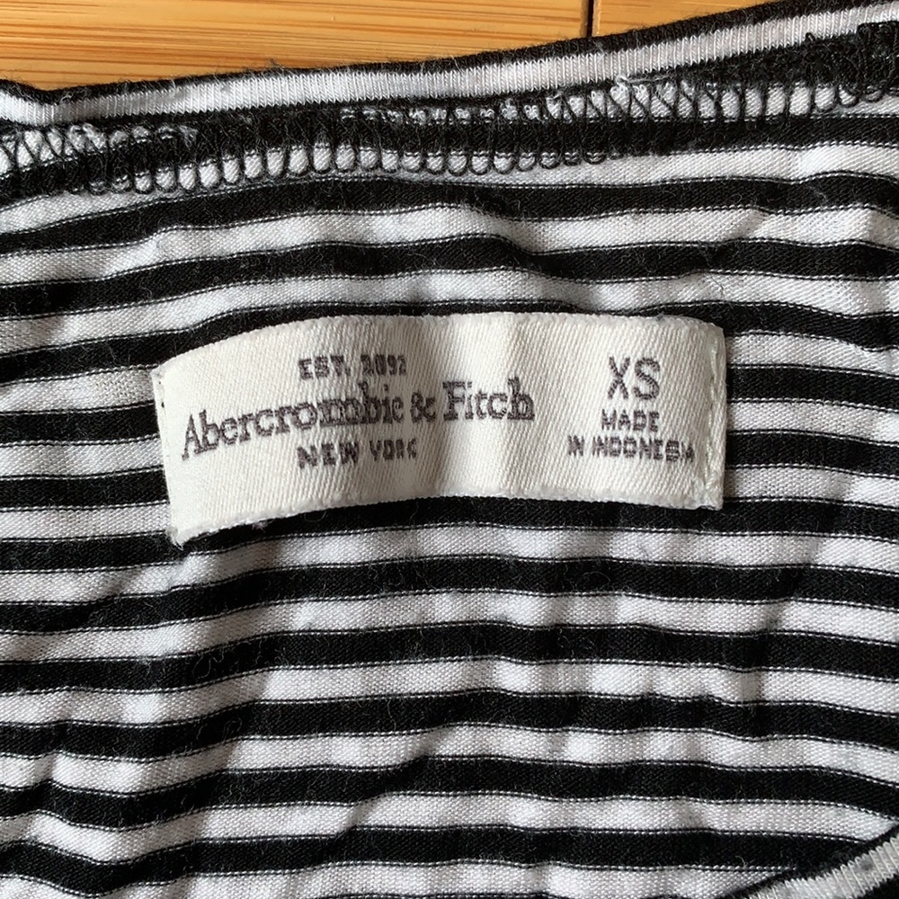 A&F Stripe T-Shirt - Picture 2 of 4
